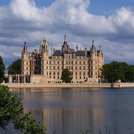 Villa Seeblick Am Schweriner See - Abc223 By Abcwismar Bad Kleinen Экстерьер фото